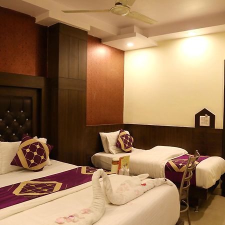 Hotel Shivam International - A Well Hygiene Property All Staff Vaccinated " Nova Deli Exterior foto