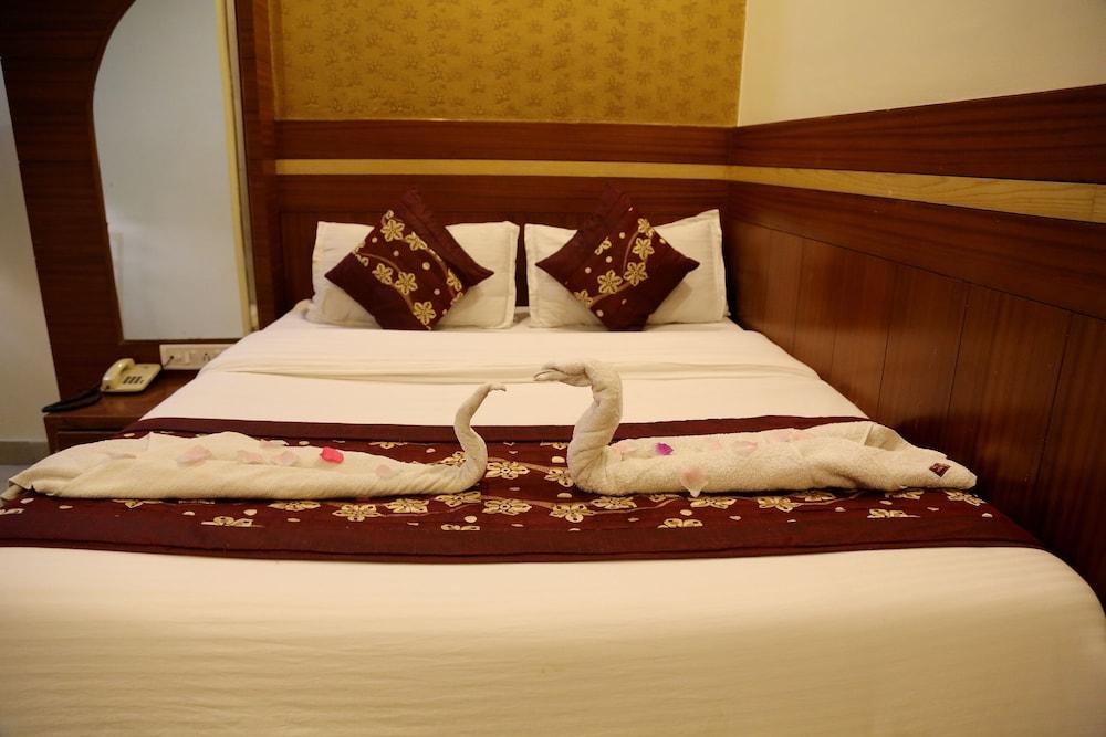 Hotel Shivam International - A Well Hygiene Property All Staff Vaccinated " Nova Deli Exterior foto
