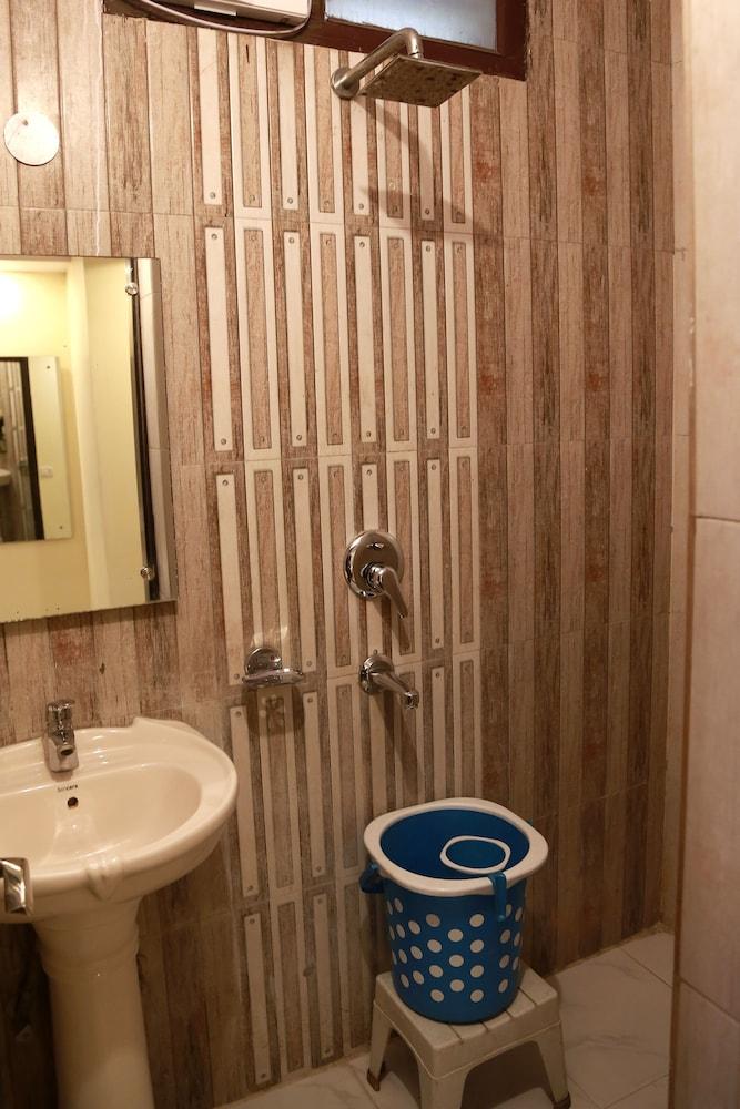 Hotel Shivam International - A Well Hygiene Property All Staff Vaccinated " Nova Deli Exterior foto