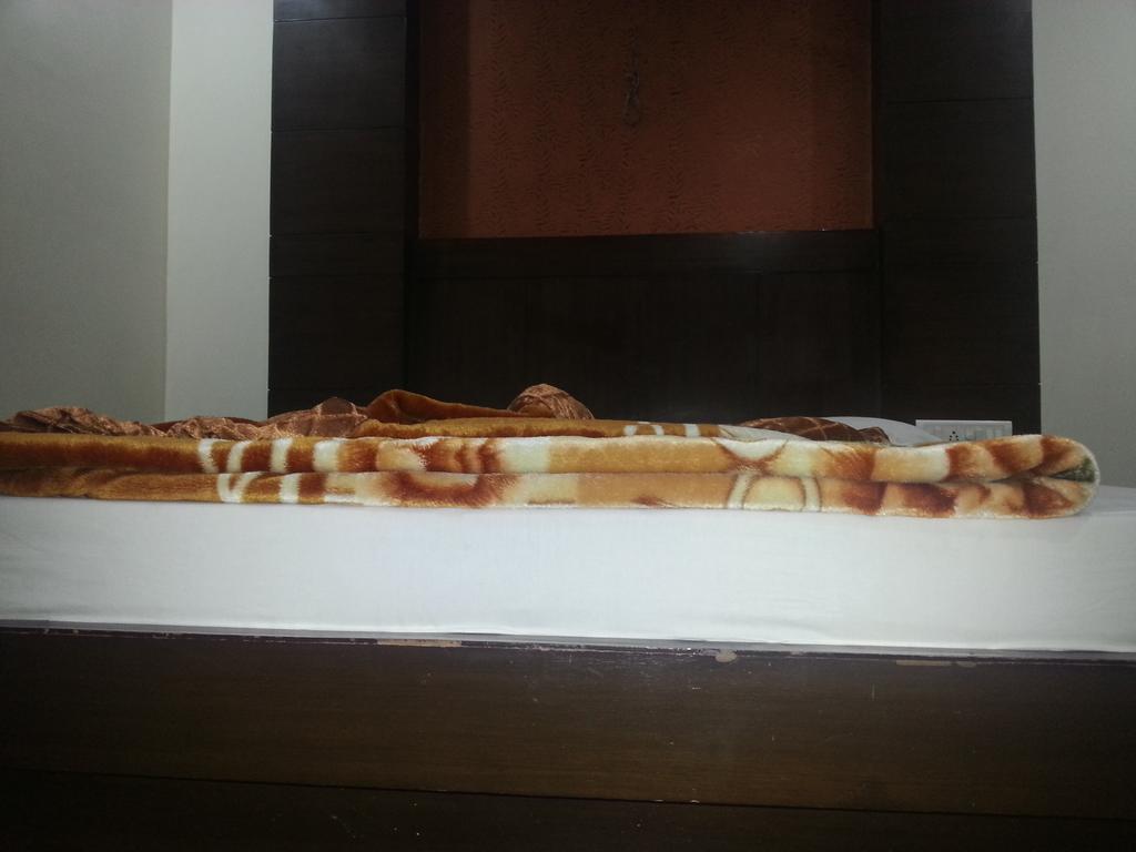 Hotel Shivam International - A Well Hygiene Property All Staff Vaccinated " Nova Deli Exterior foto