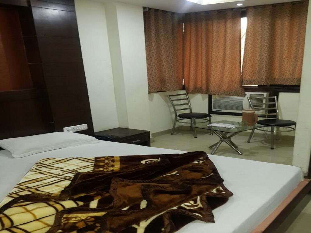 Hotel Shivam International - A Well Hygiene Property All Staff Vaccinated " Nova Deli Exterior foto
