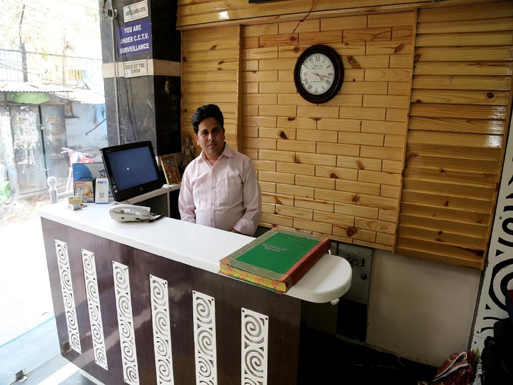 Hotel Shivam International - A Well Hygiene Property All Staff Vaccinated " Nova Deli Exterior foto