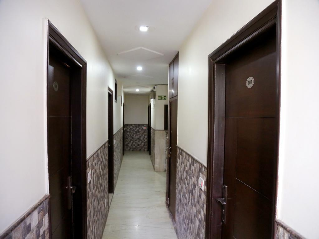 Hotel Shivam International - A Well Hygiene Property All Staff Vaccinated " Nova Deli Exterior foto