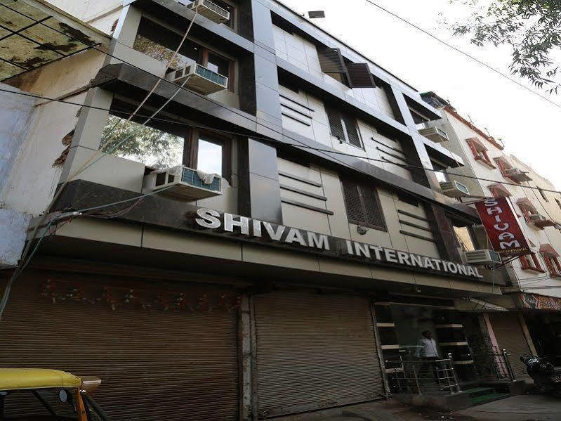 Hotel Shivam International - A Well Hygiene Property All Staff Vaccinated " Nova Deli Exterior foto